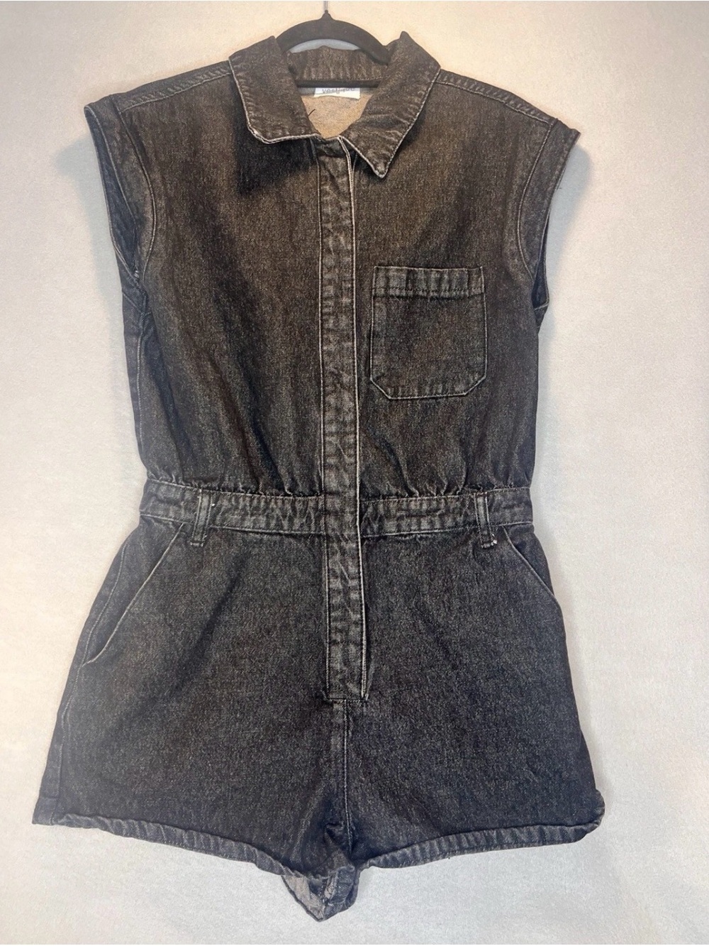 Vestique Black Denim Jean Sleeveless Romper Shorts Medium Snap Pockets Moto